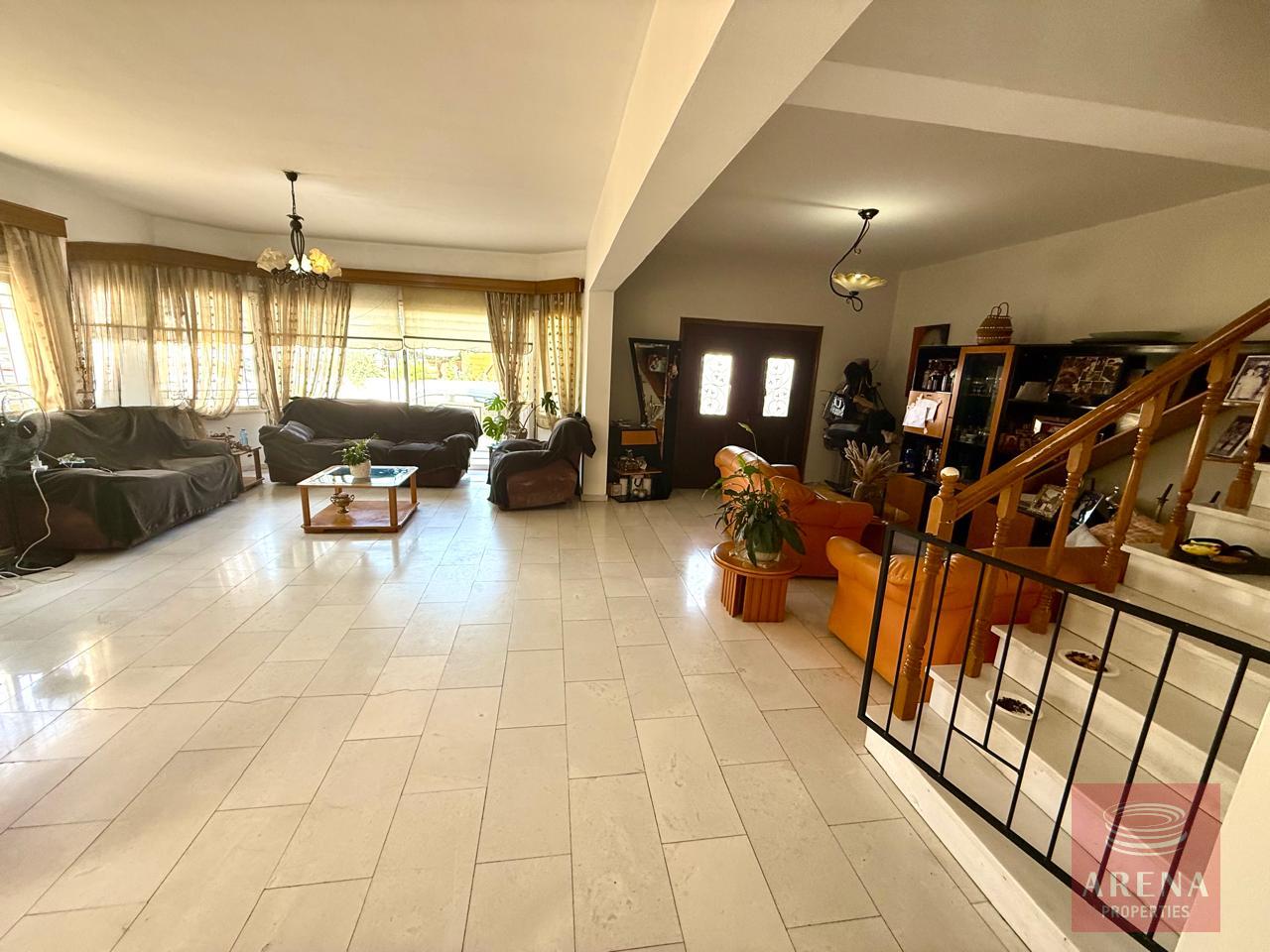 1-house-tsakilero-10302-11-3