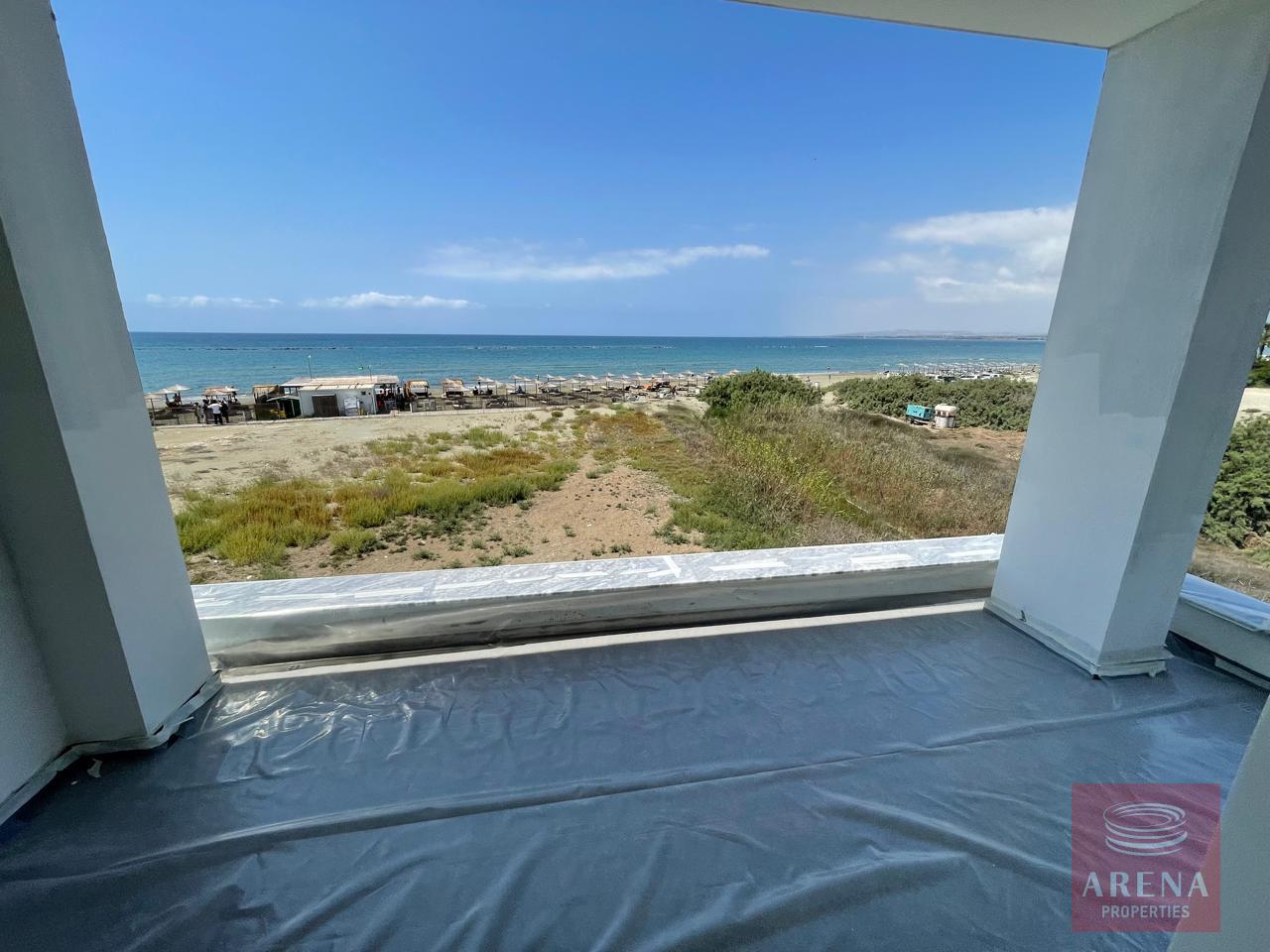 1-seafront-villa-pervolia-10104-8-2