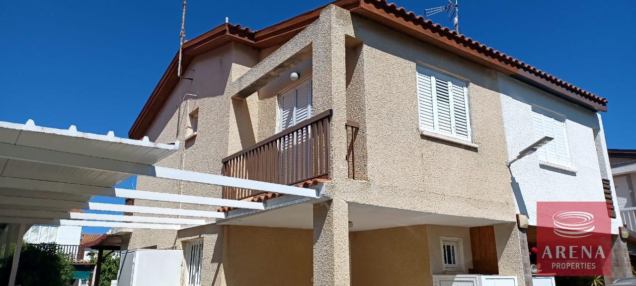 1-semi-det-villa-in-Pervolia-6061-1