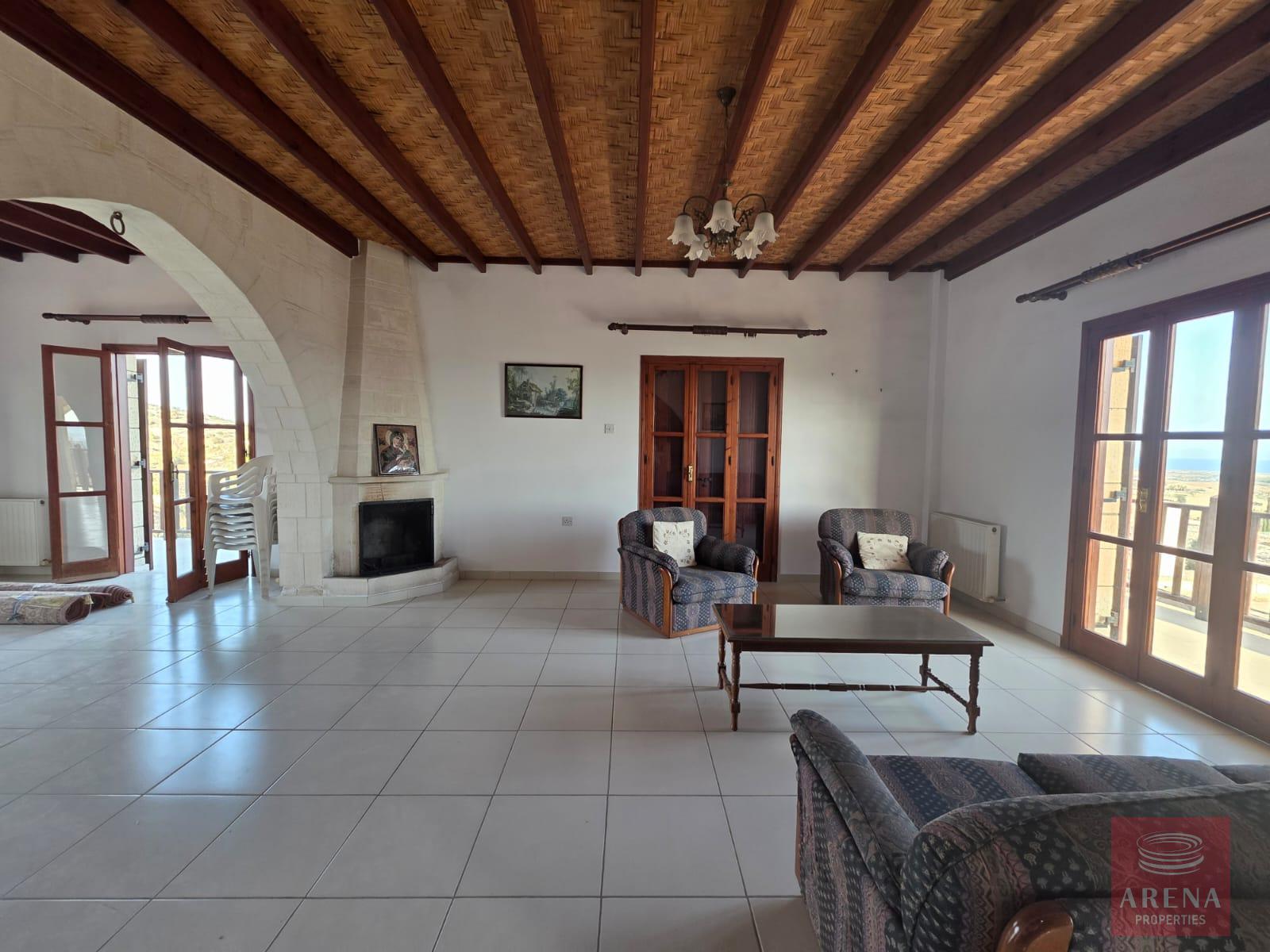 1-villa-anglisides-10312-36-3