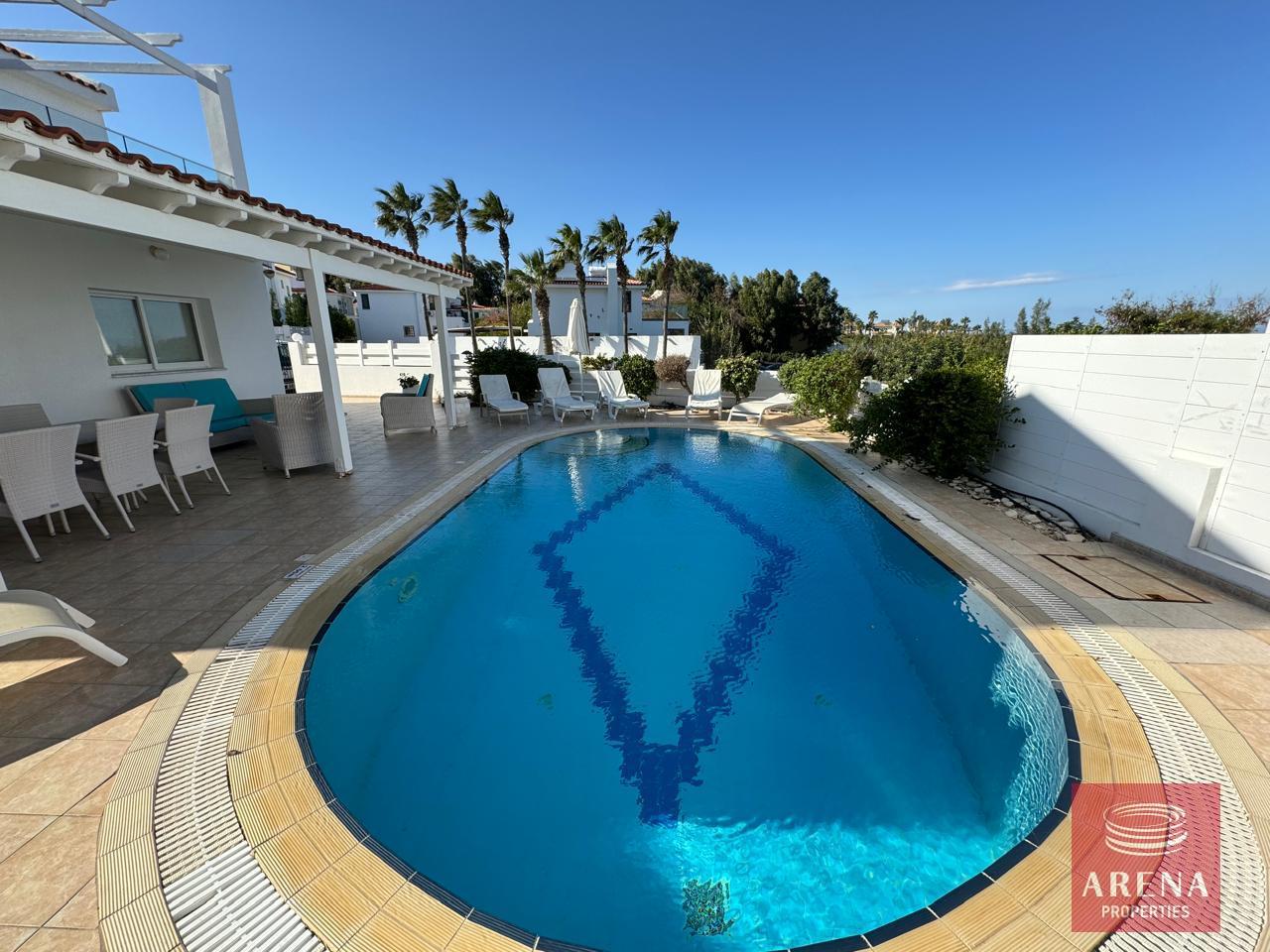 1-villa-for-rent-in-kapparis-8948