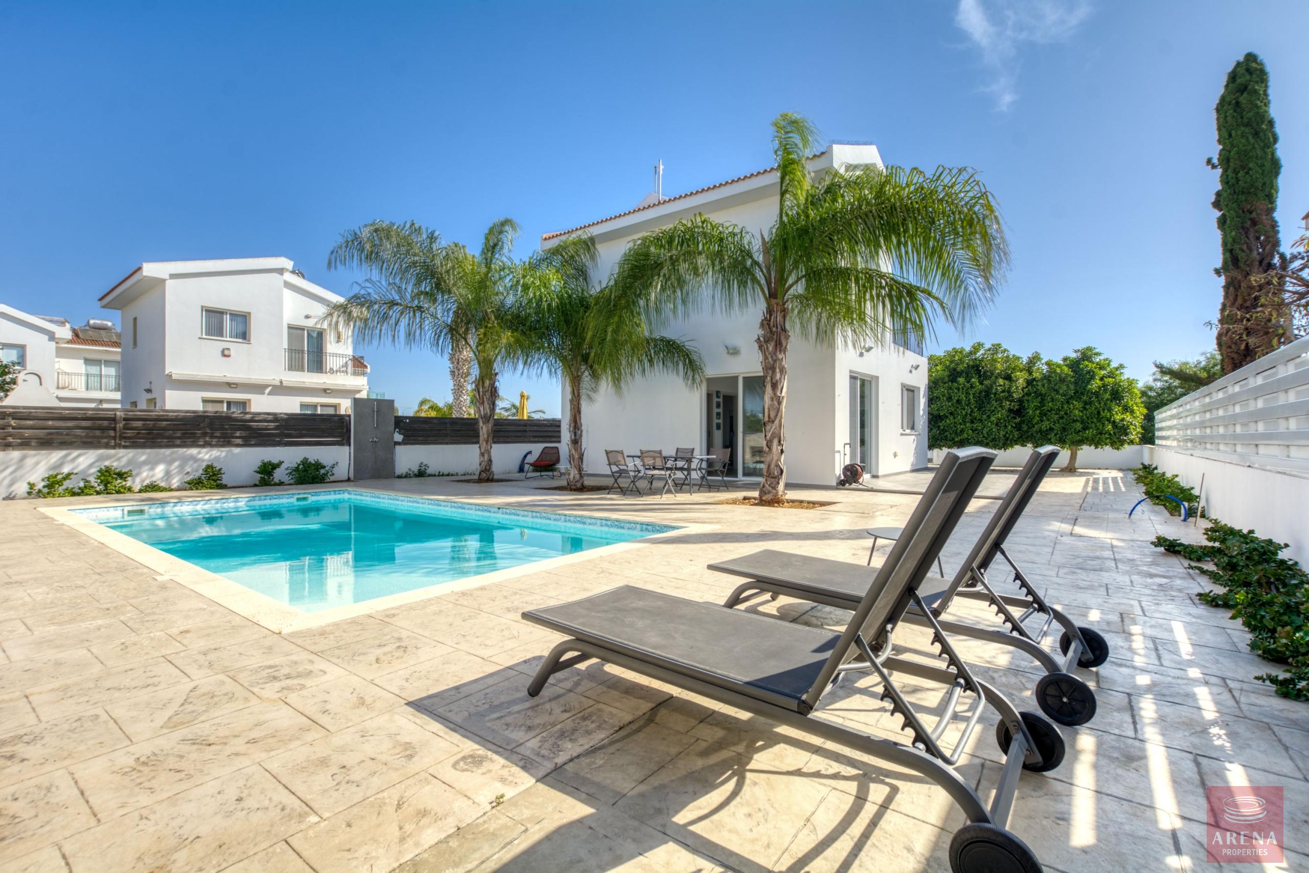 1-villa-for-sale-in-ayia-thekla-9769-2-scaled-2