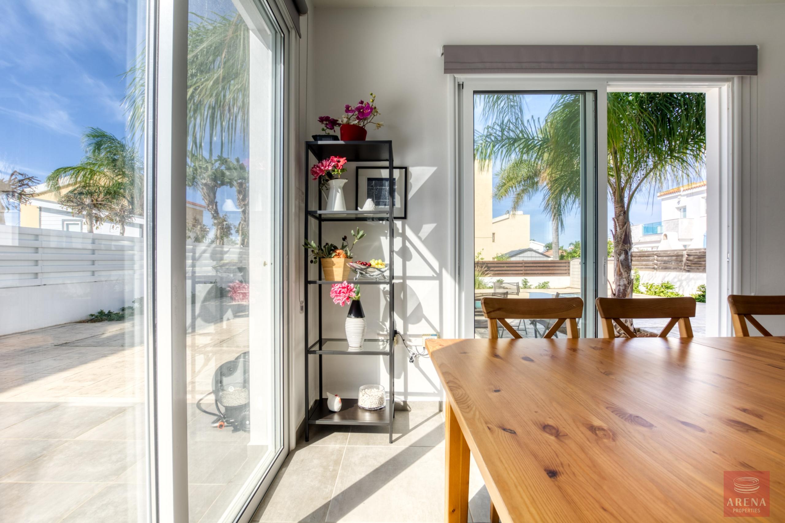 1-villa-for-sale-in-ayia-thekla-9769-25-scaled-2