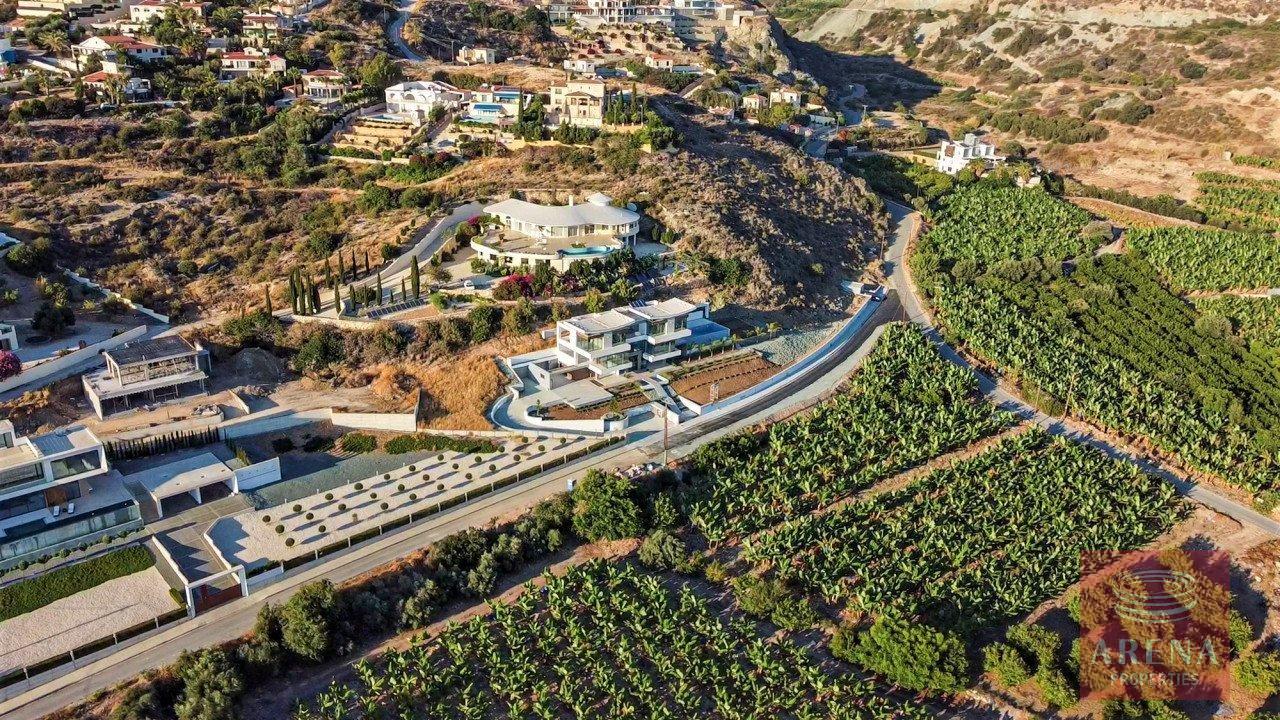 1-villa-in-kissonegra-9708-7