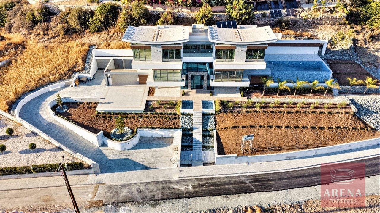 1-villa-in-kissonegra-9708-8