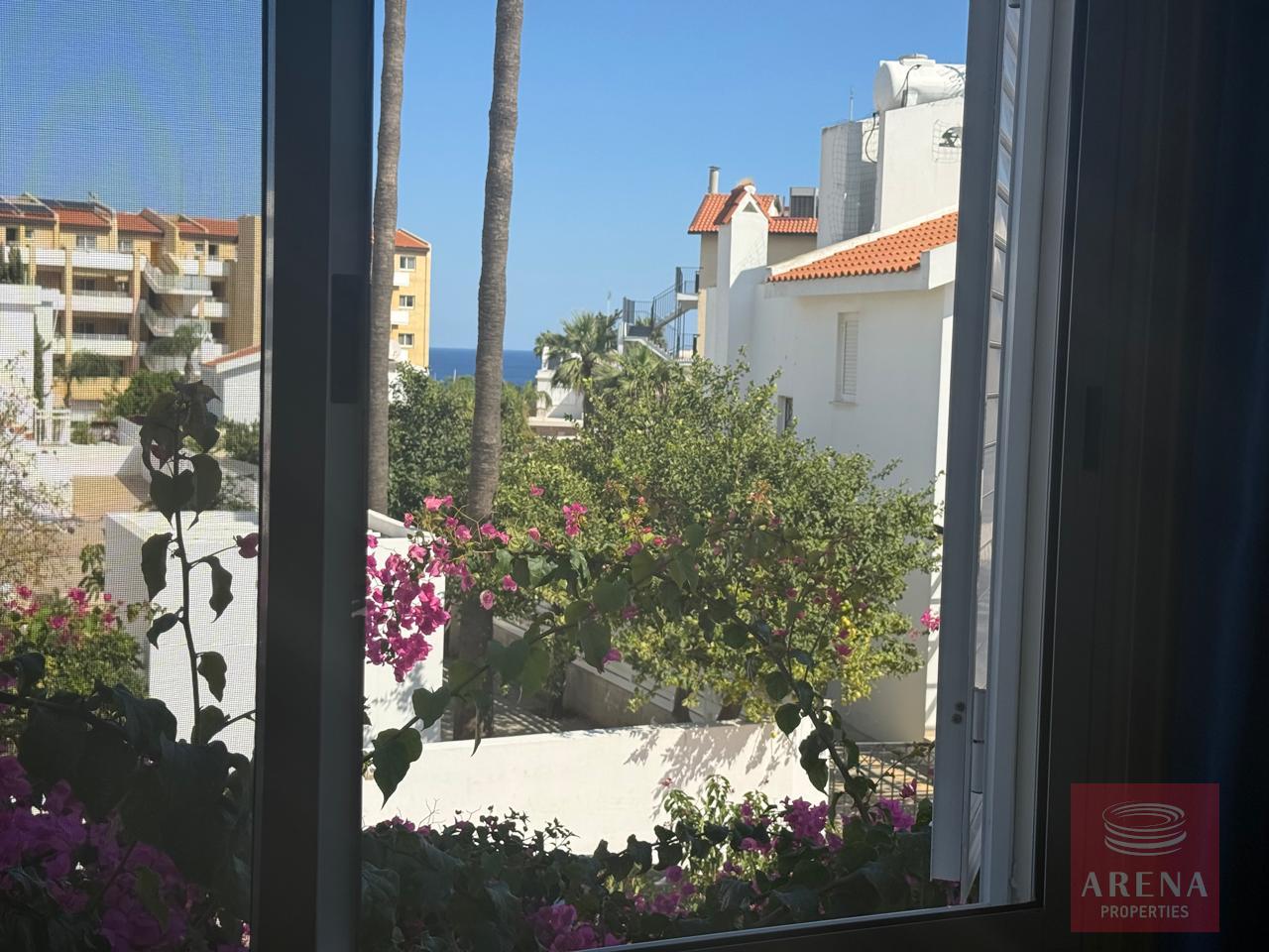 1-villa-in-pernera-10261-14-3