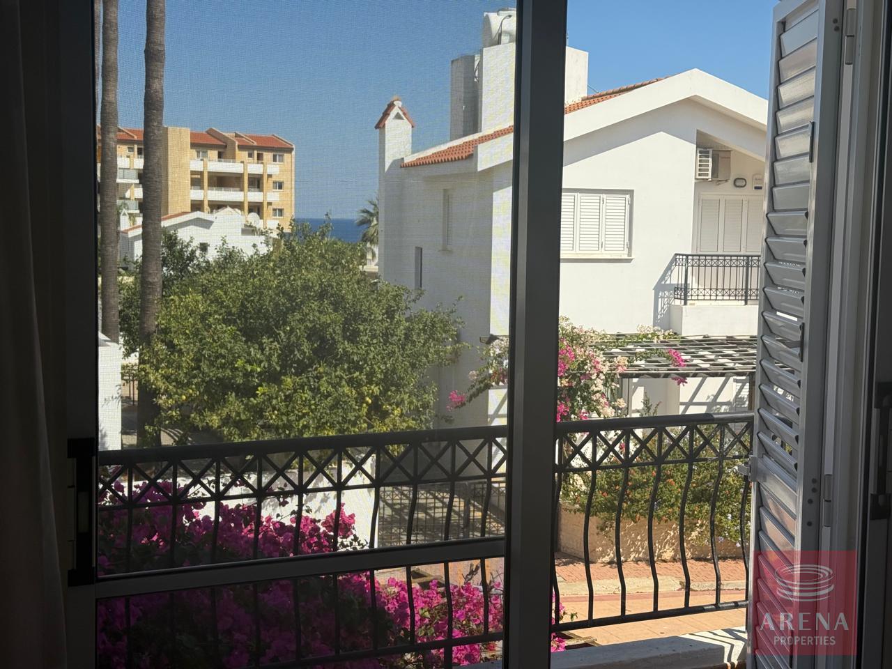 1-villa-in-pernera-10261-15-3