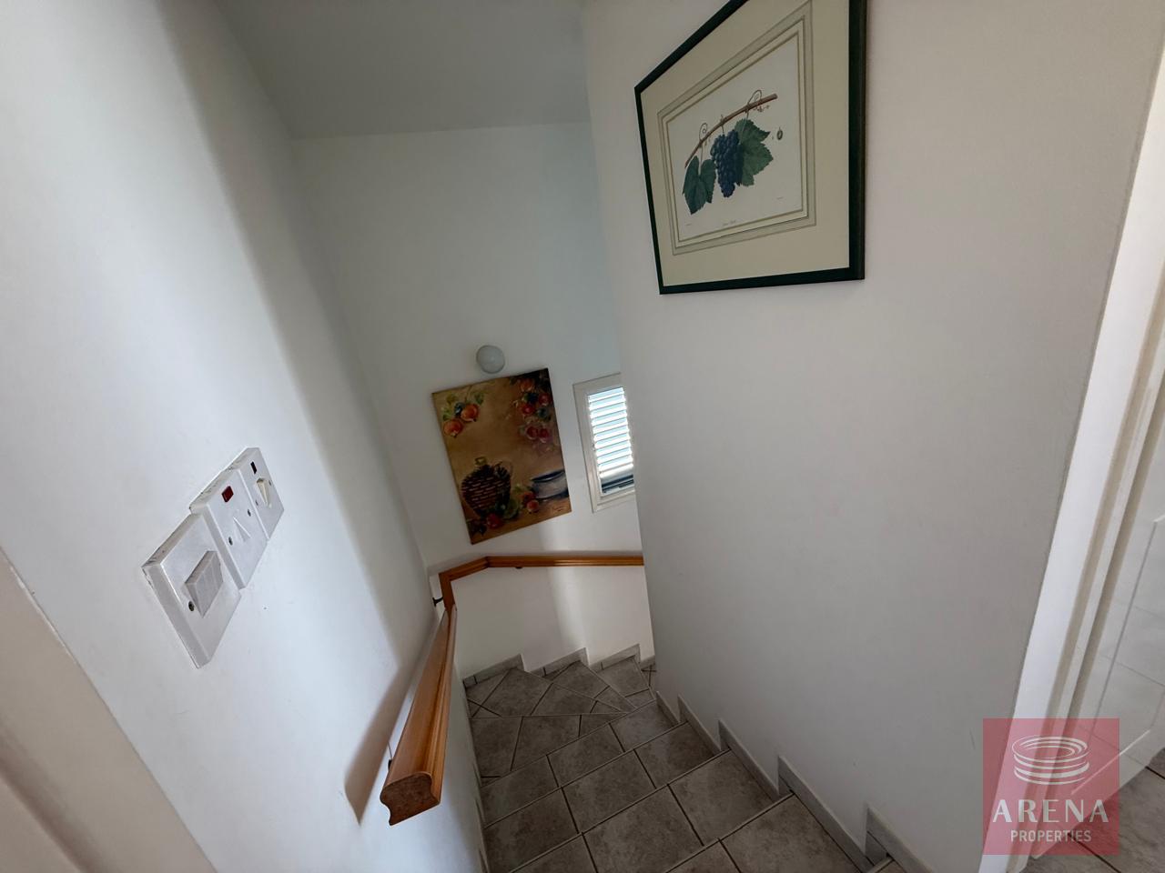 1-villa-in-pernera-10261-17-3