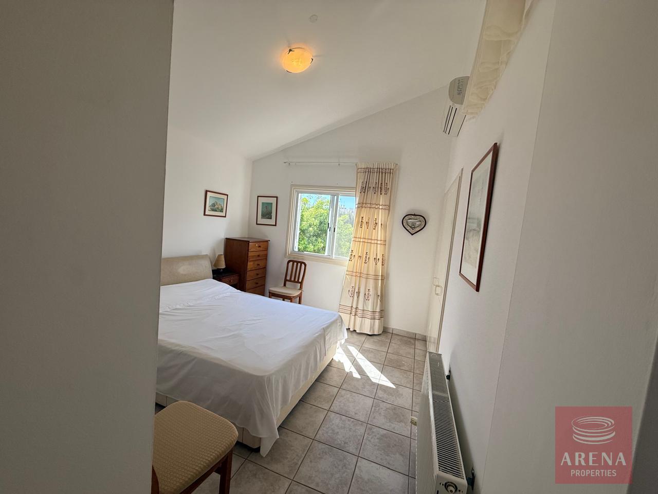 1-villa-in-pernera-10261-18-3