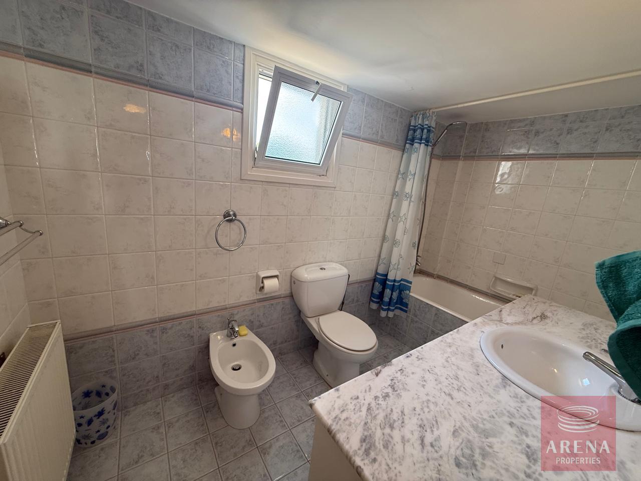 1-villa-in-pernera-10261-23-3