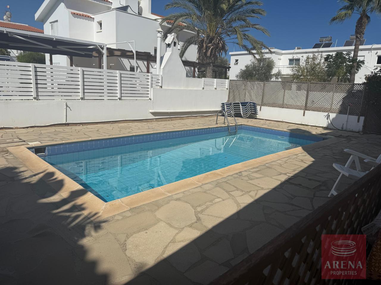 1-villa-in-pernera-10261-31-3