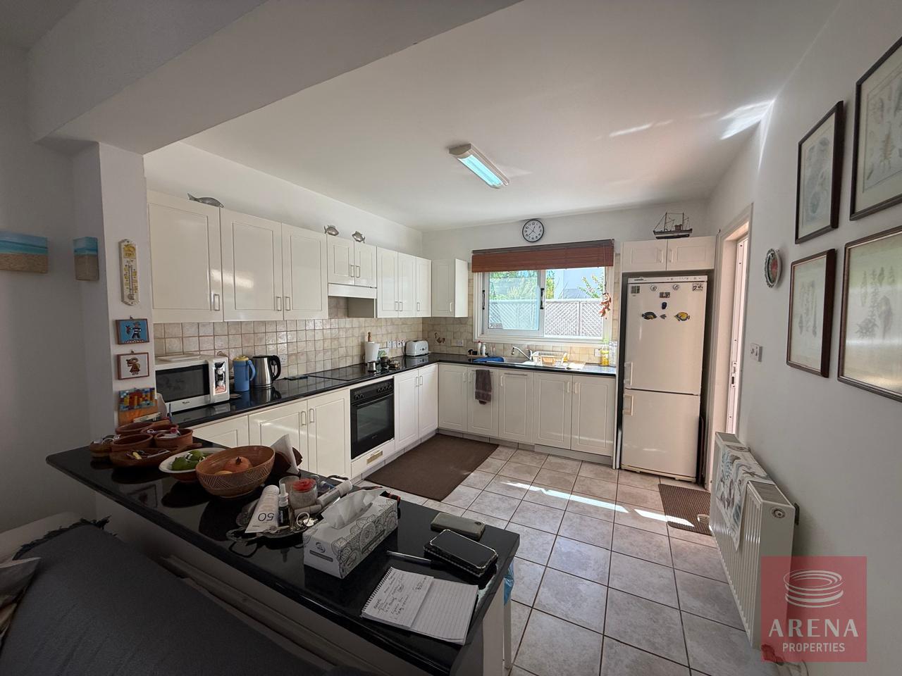 1-villa-in-pernera-10261-38-3