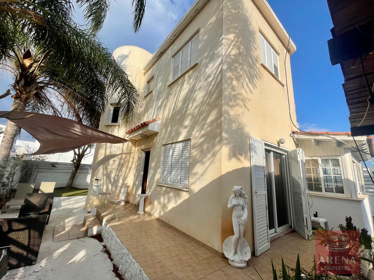 1-villa-in-protaras-9470-1