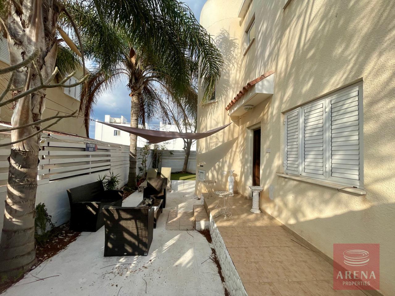 1-villa-in-protaras-9470-10