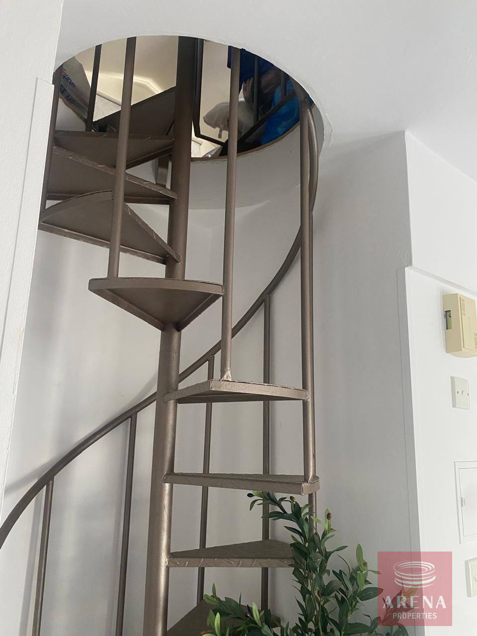 1-villa-kiti-10032-22-3