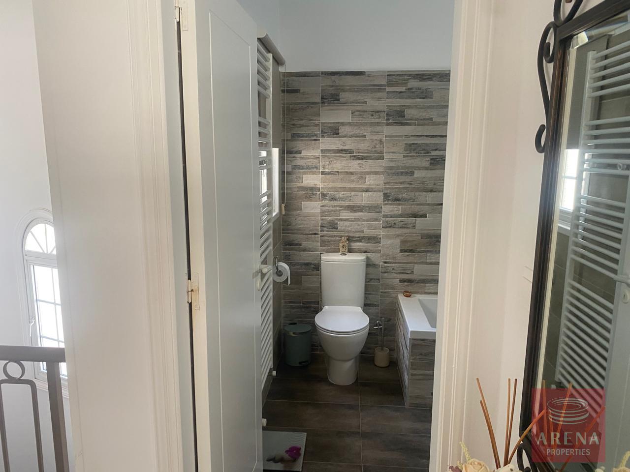 1-villa-kiti-10032-30-3