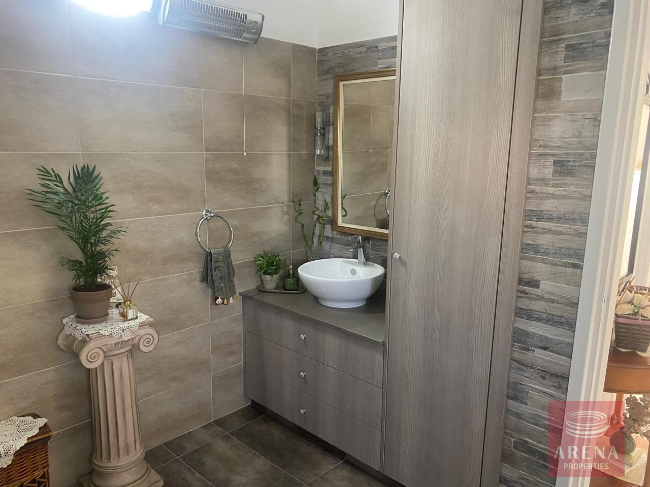 1-villa-kiti-10032-35-3