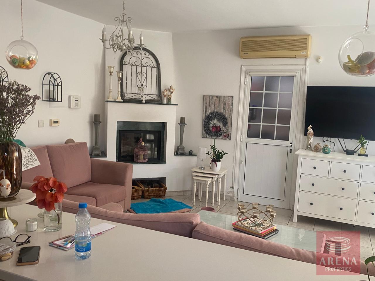 1-villa-kiti-10032-38-3