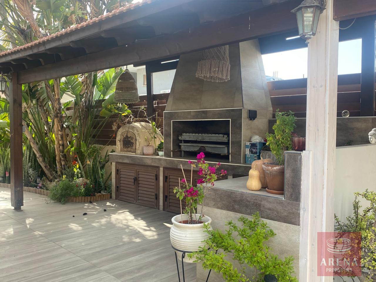 1-villa-kiti-10032-39-3