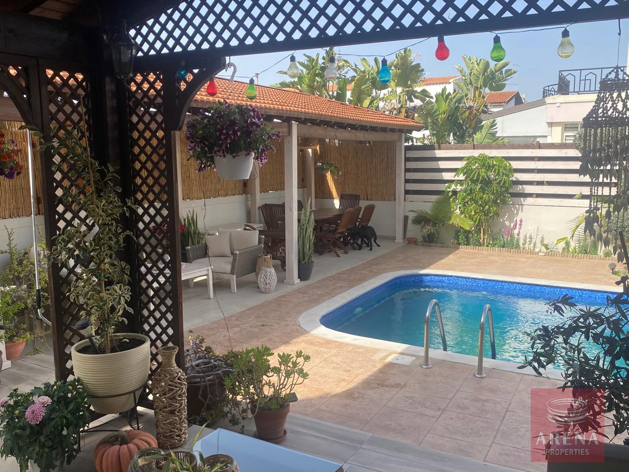 1-villa-kiti-10032-5-3