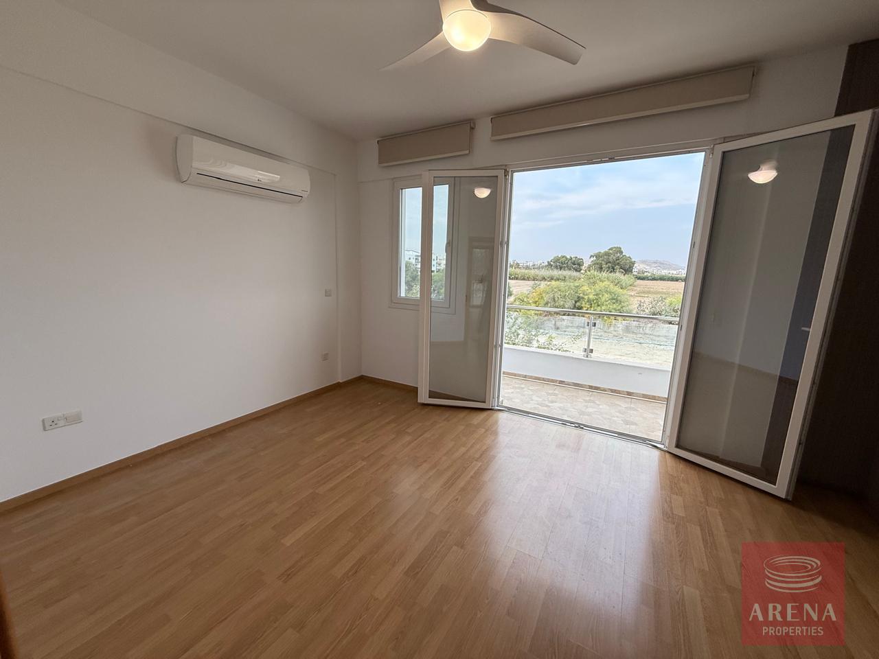 1-villa-livadia-10387-24-6