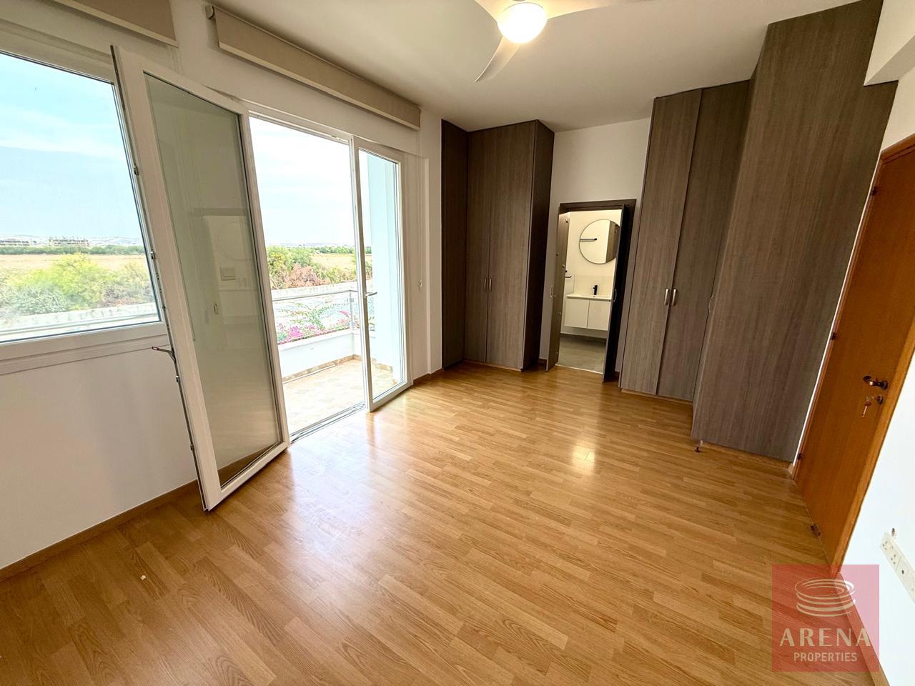 1-villa-livadia-10387-34-7