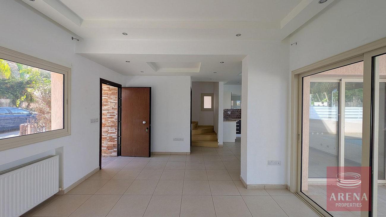 1-villa-pernera-10414-21-3