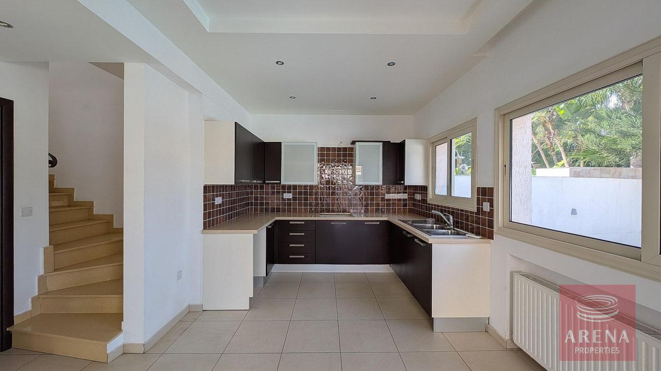 1-villa-pernera-10414-23-3