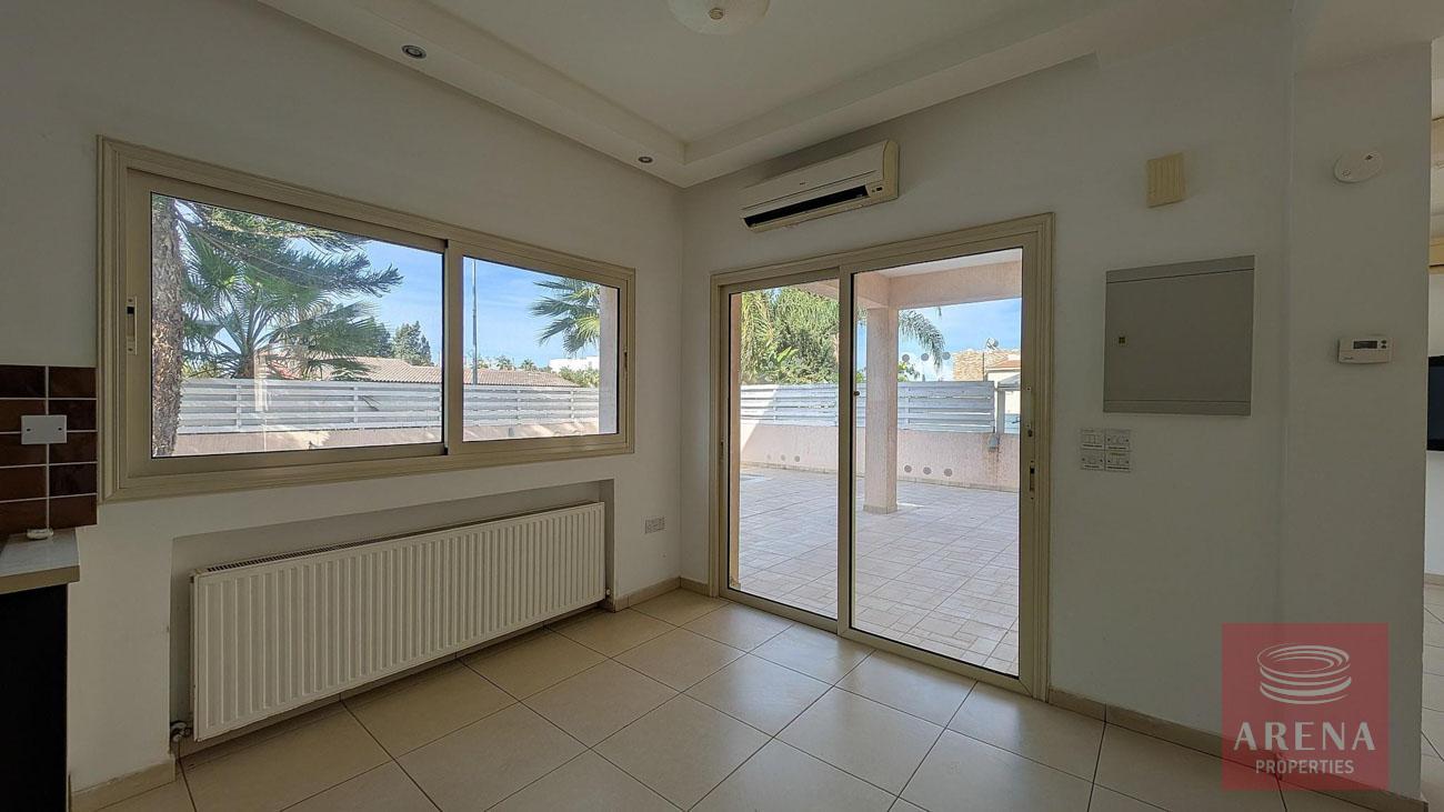 1-villa-pernera-10414-9-3