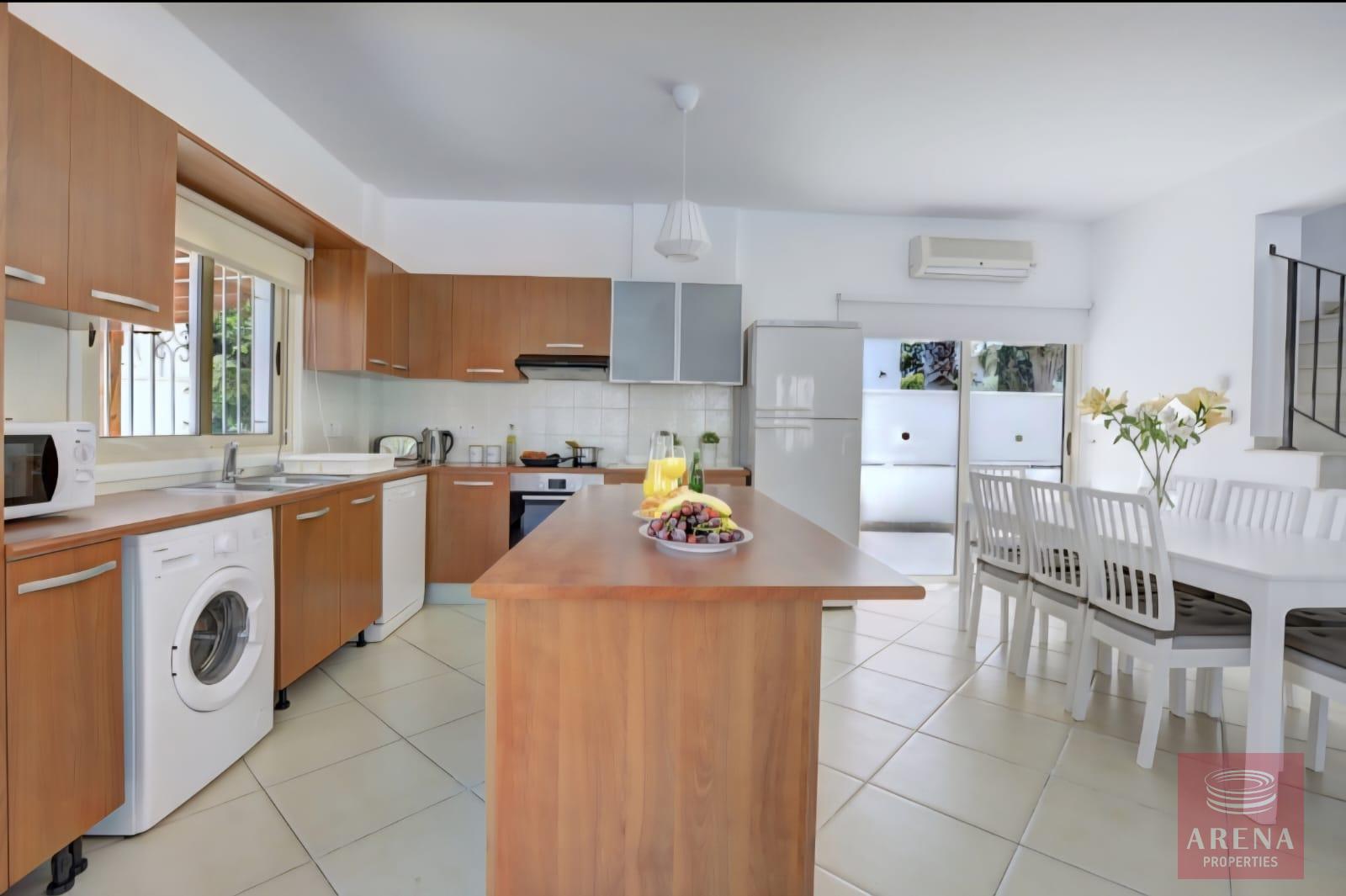 1-villa-rent-10482-4-1