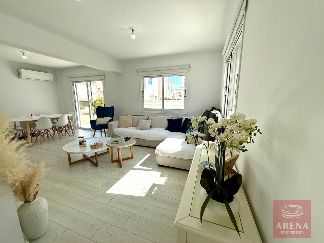 1-vlla-in-ayia-triada-10232-27-5