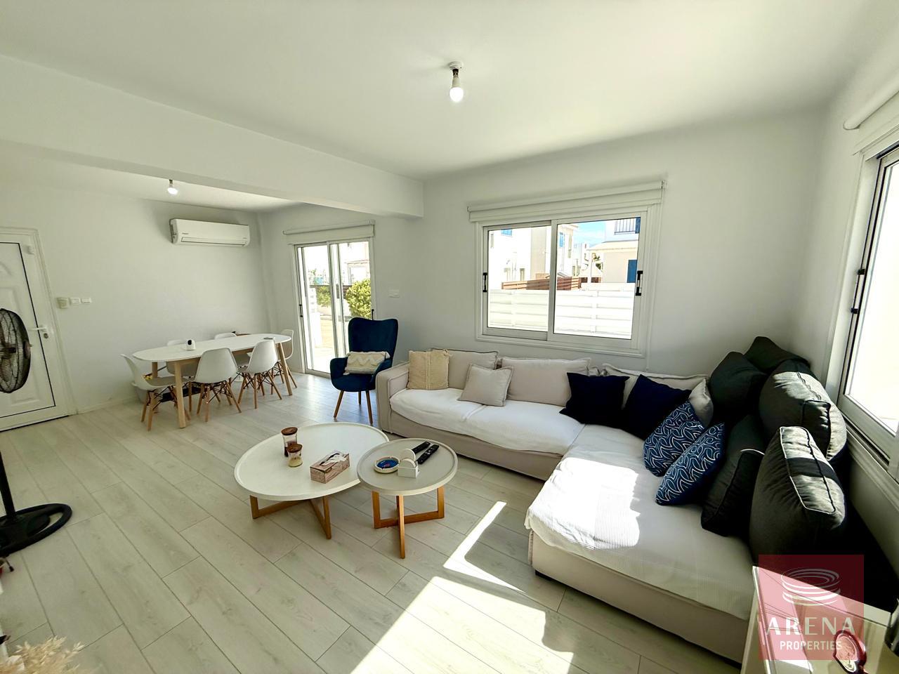 1-vlla-in-ayia-triada-10232-30-5