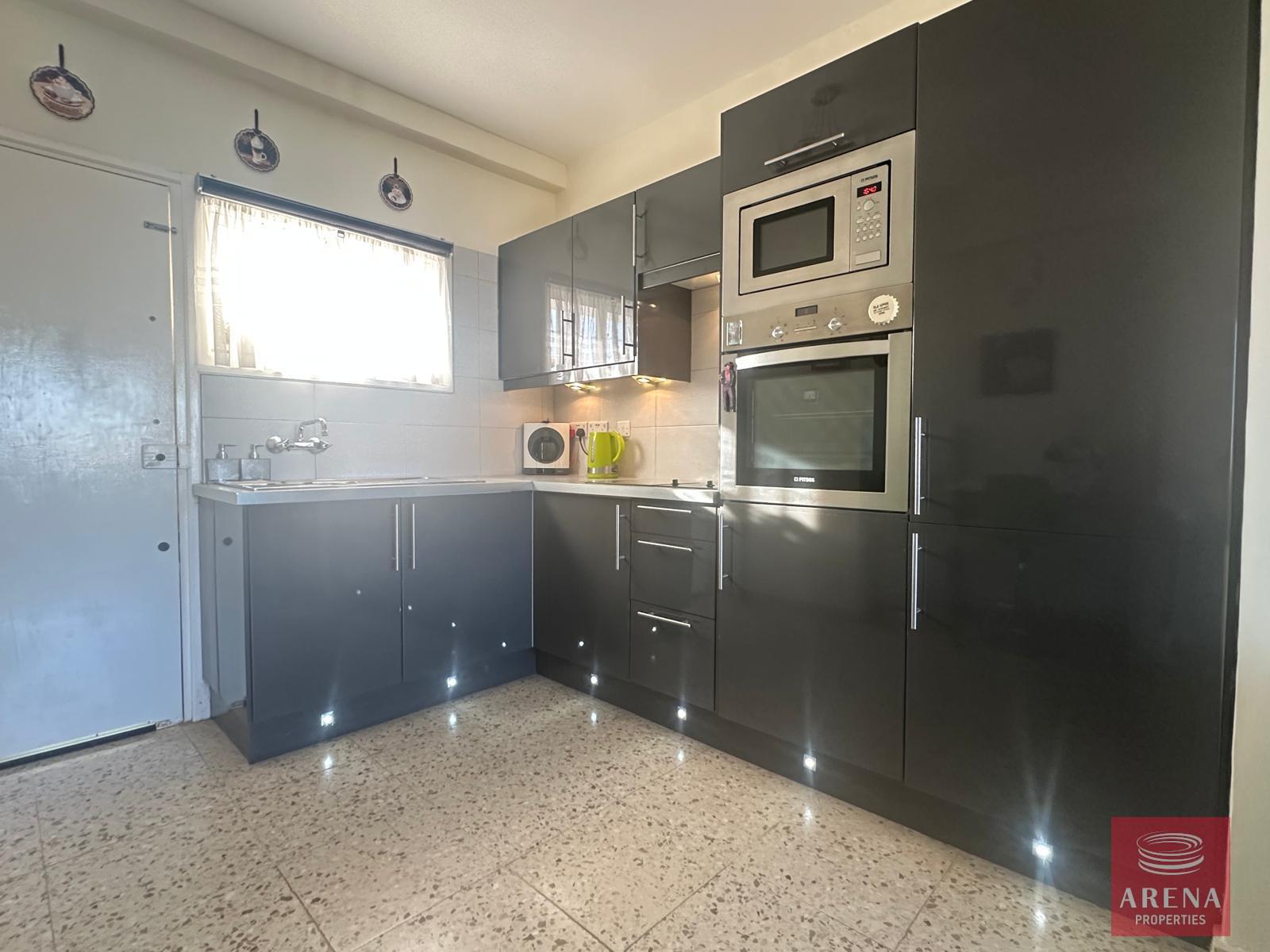 10-2-BED-APT-IN-PARALIMNI-8674