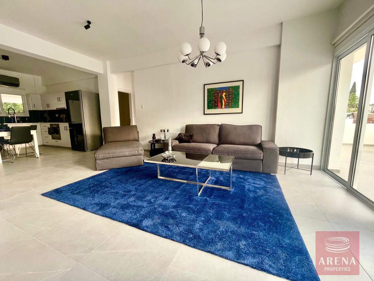 10-2-BED-APT-LIVADIA-8048-2