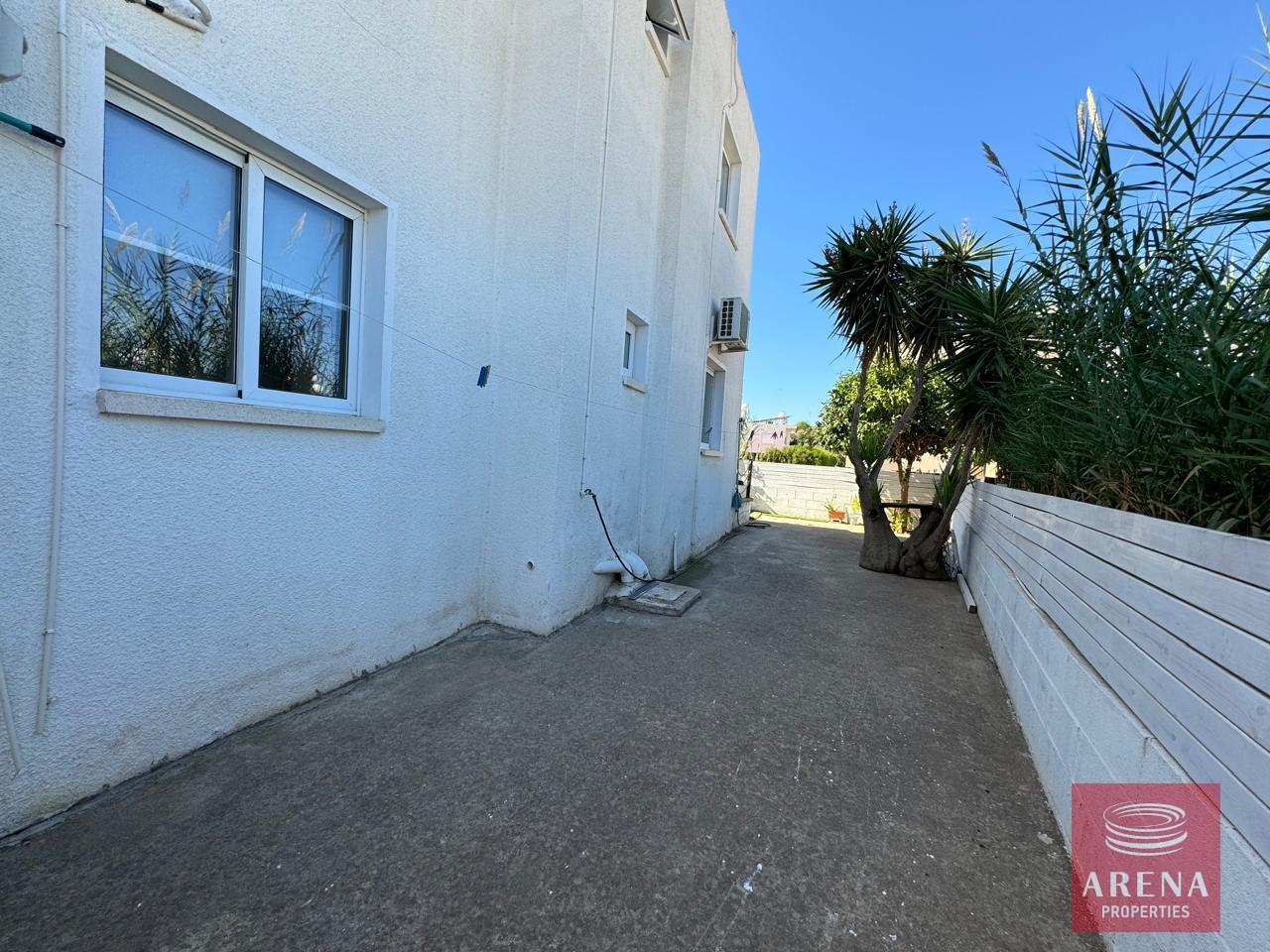 10-2-BED-APT-PARALIMNI-6217