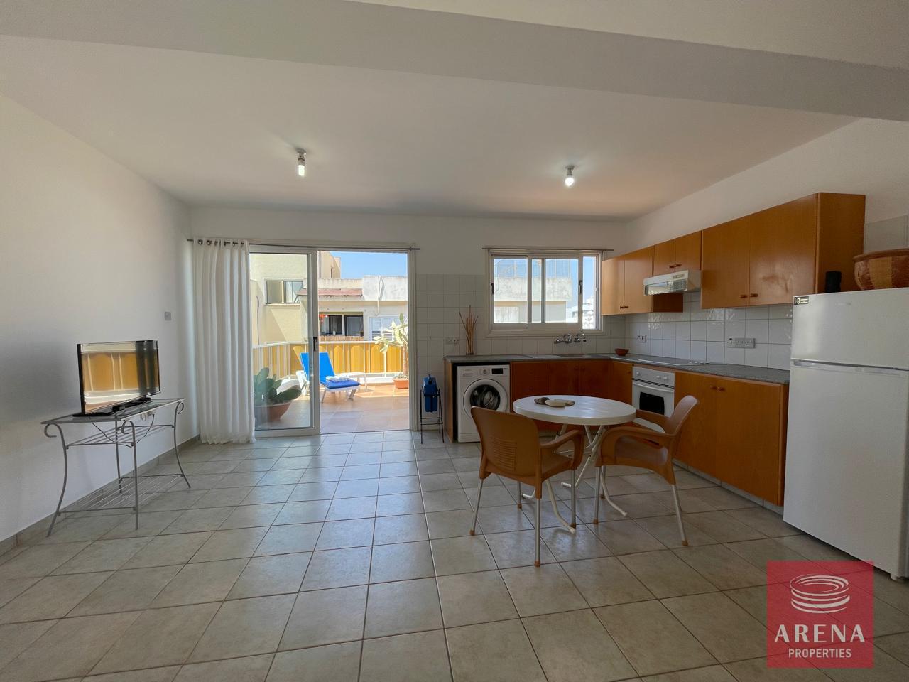 10-2-BED-APT-PARALIMNI-8509