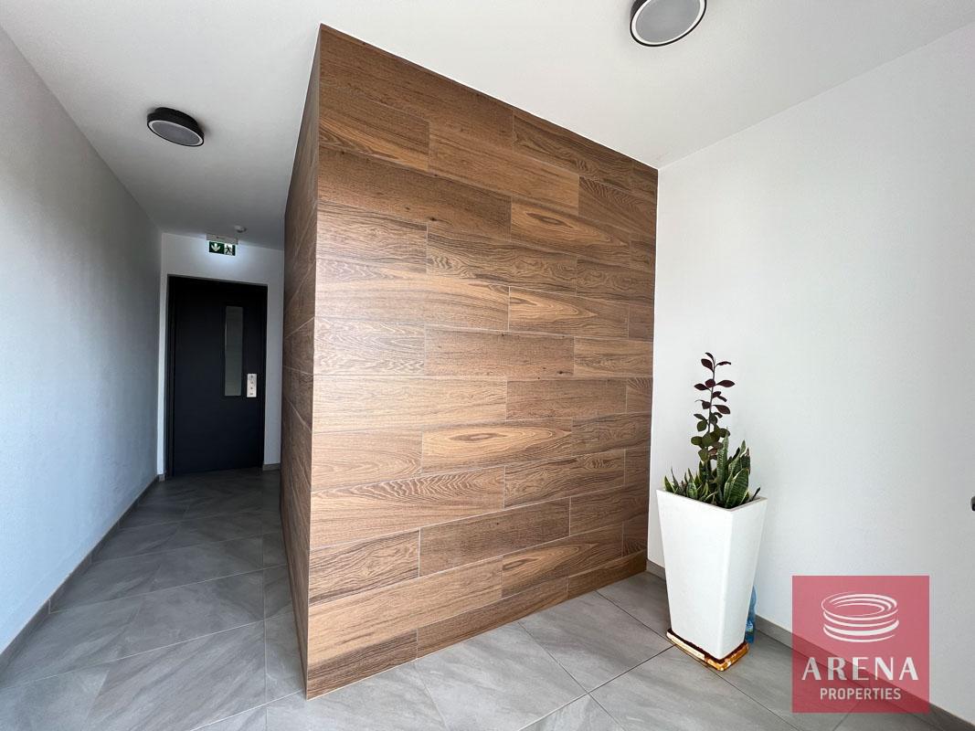 10-2-BED-APT-PARALIMNI-8770