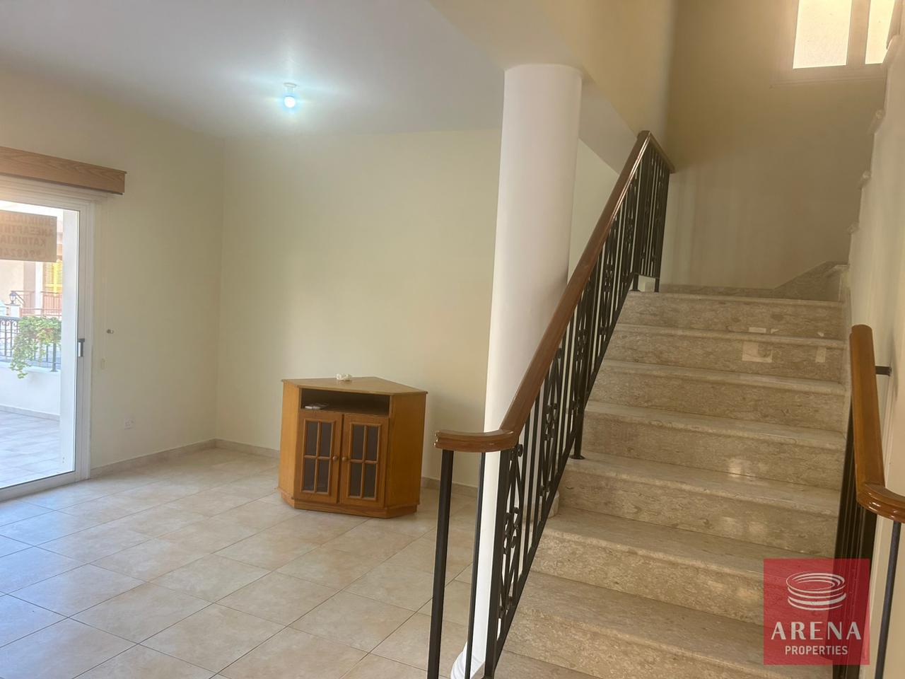 10-3-BED-HOUSE-IN-KRASA-7678