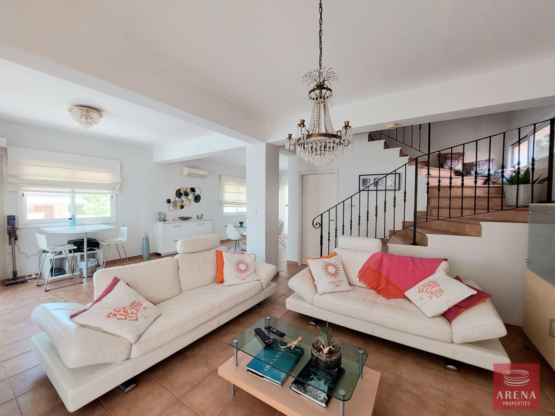 10-3-BED-VILLA-AYIA-NAPA-8941