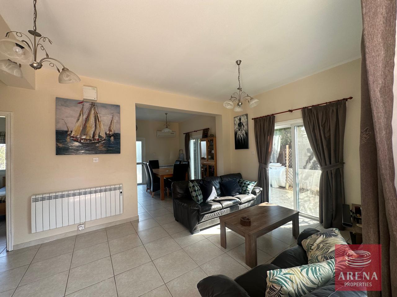 10-3-BED-VILLA-IN-AYIA-THEKLA-9168