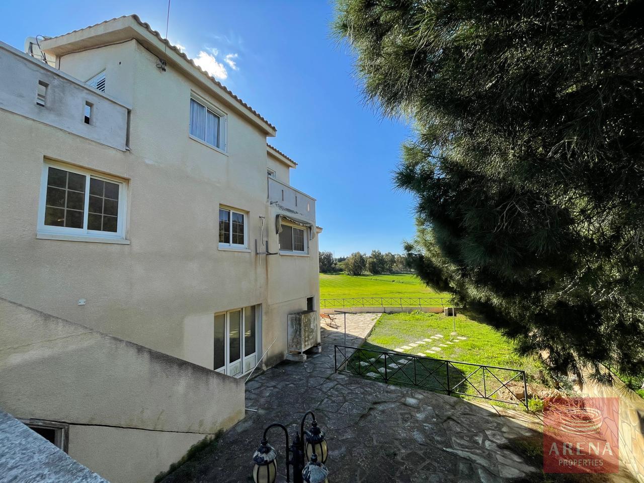 10-3-BED-VILLA-PROTARAS-9331