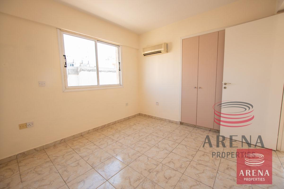 10-3-bed-apt-for-sale-in-Paralimni-5735-2
