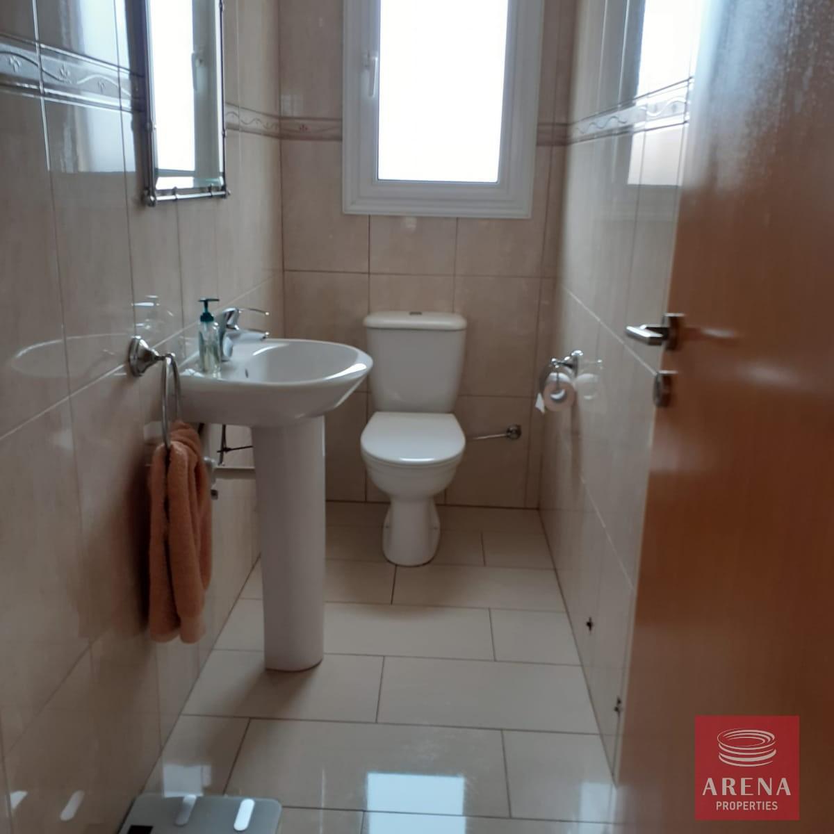 10-3-bed-villa-for-sale-in-paralimni-7454