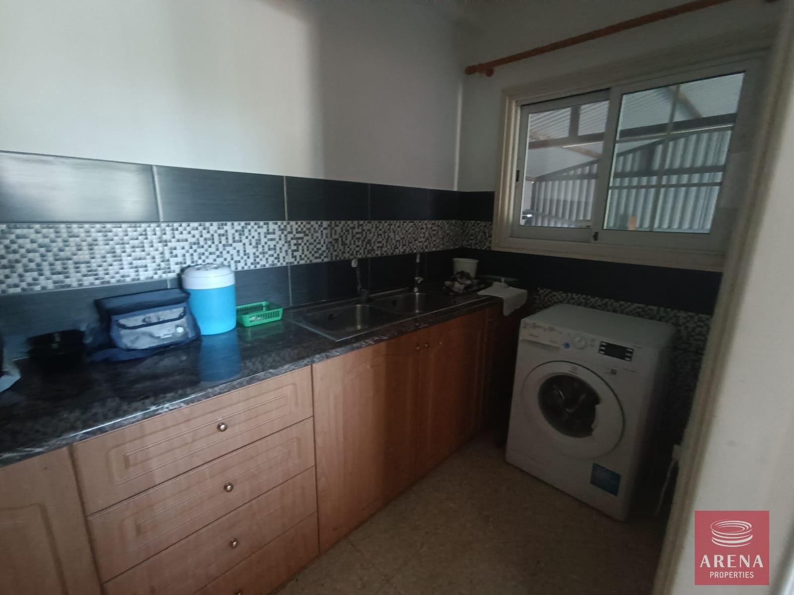 10-4-BED-HOUSE-IN-LARNACA-8013-4