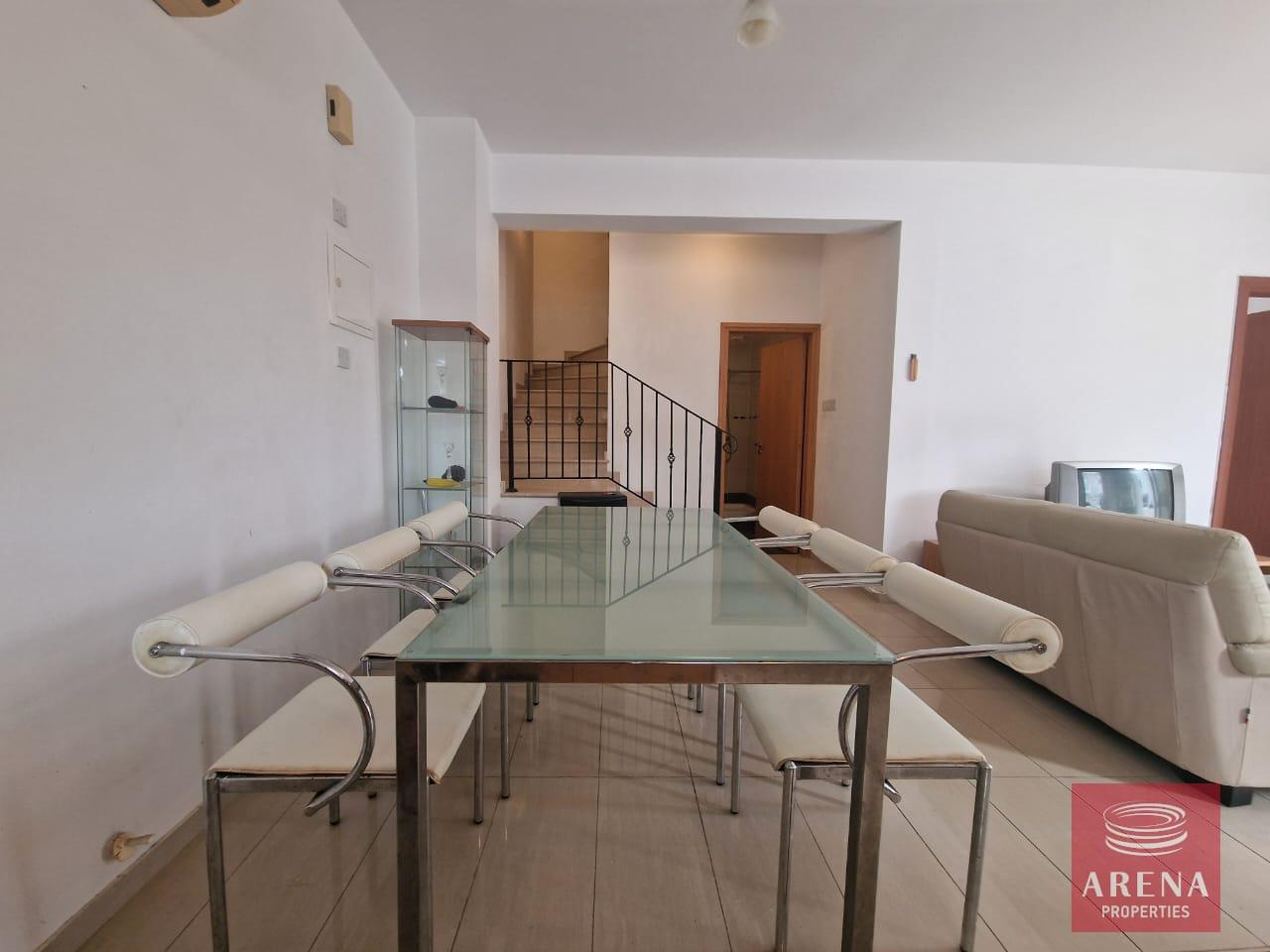 10-4-BED-HOUSE-PYLA-8987