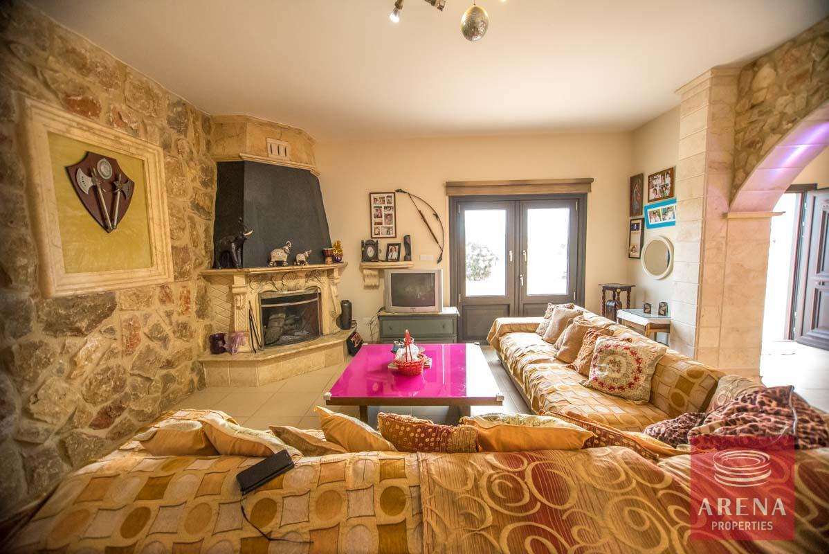 10-4-bed-bungalow-for-sale-in-sotira-sitting-area