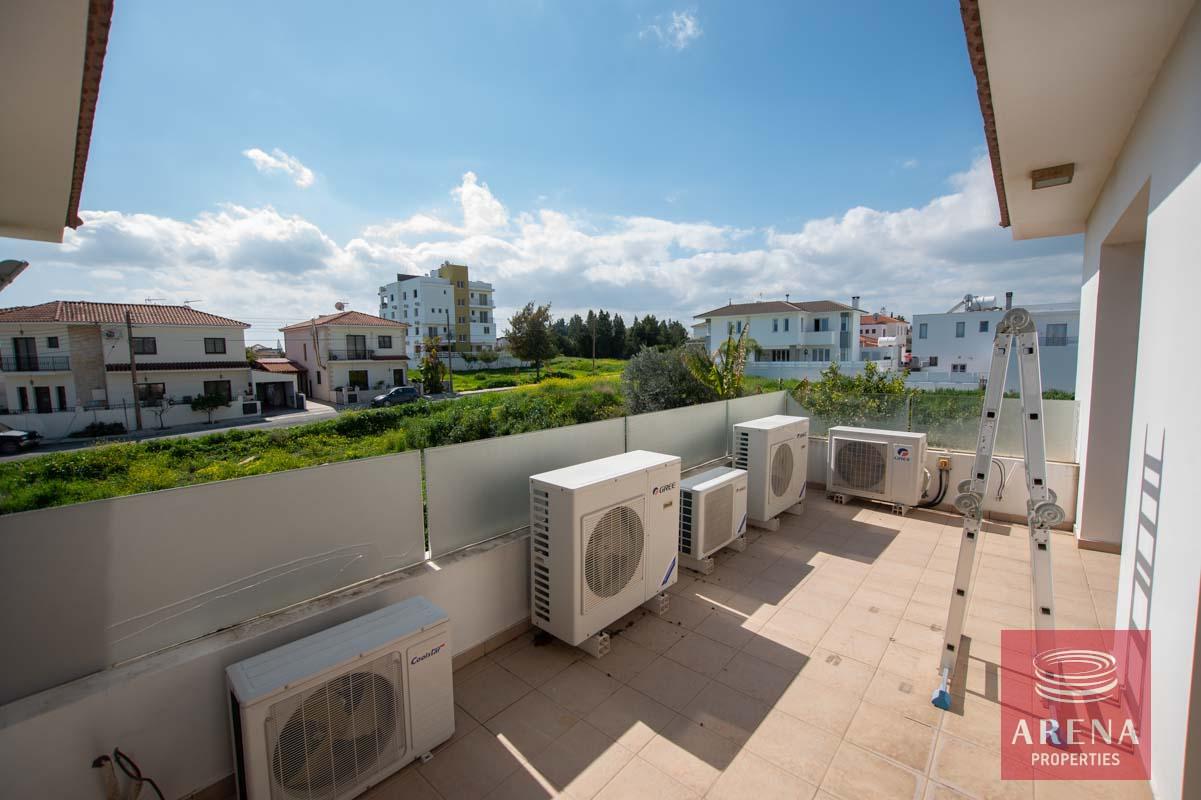 10-4-bed-house-for-sale-6041-1