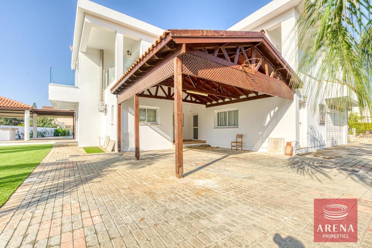 10-7-BED-VILLA-AYIA-NAPA-8418