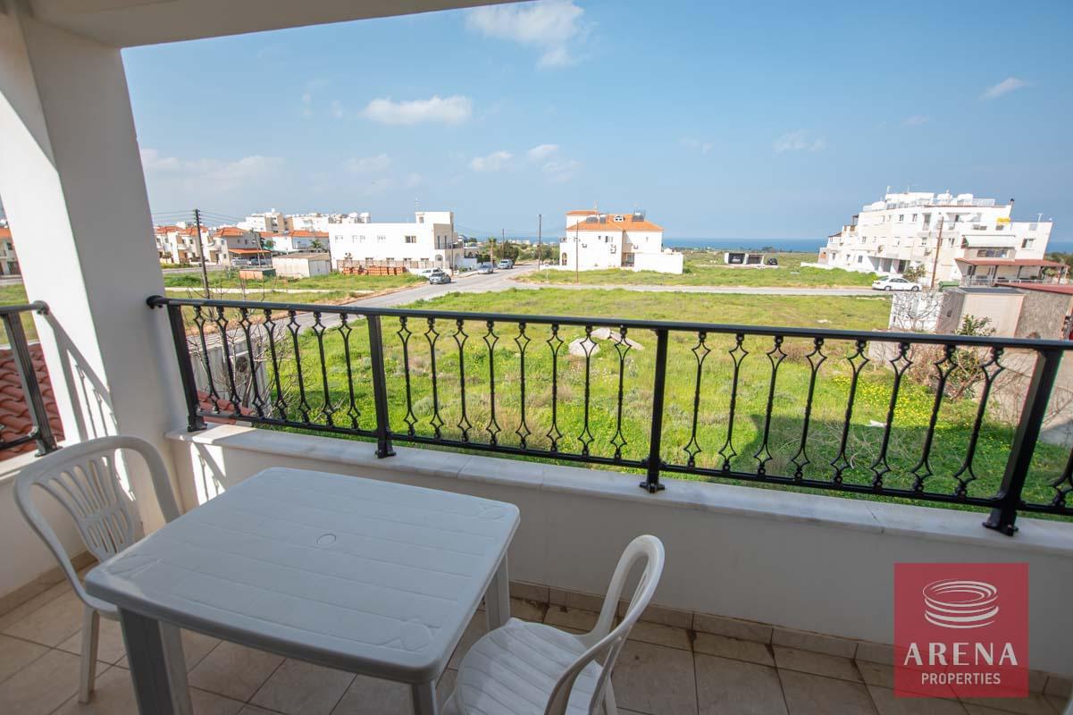 10-BUILDING-IN-DERYNIA-515-2