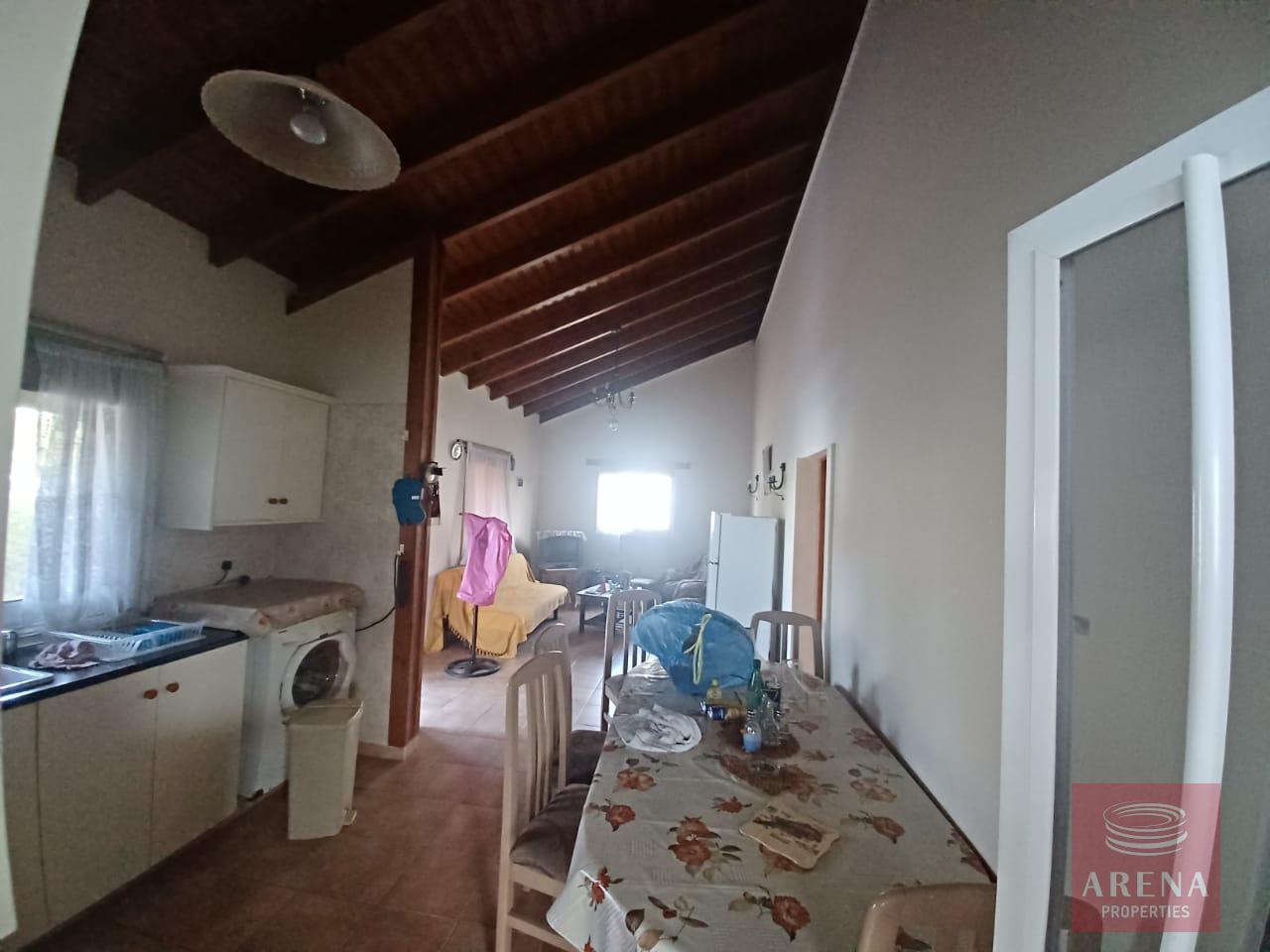10-BUNGALOW-FOR-RENT-AVGOROU-9149-1